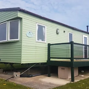 22 Kestrel Quays Flamborough