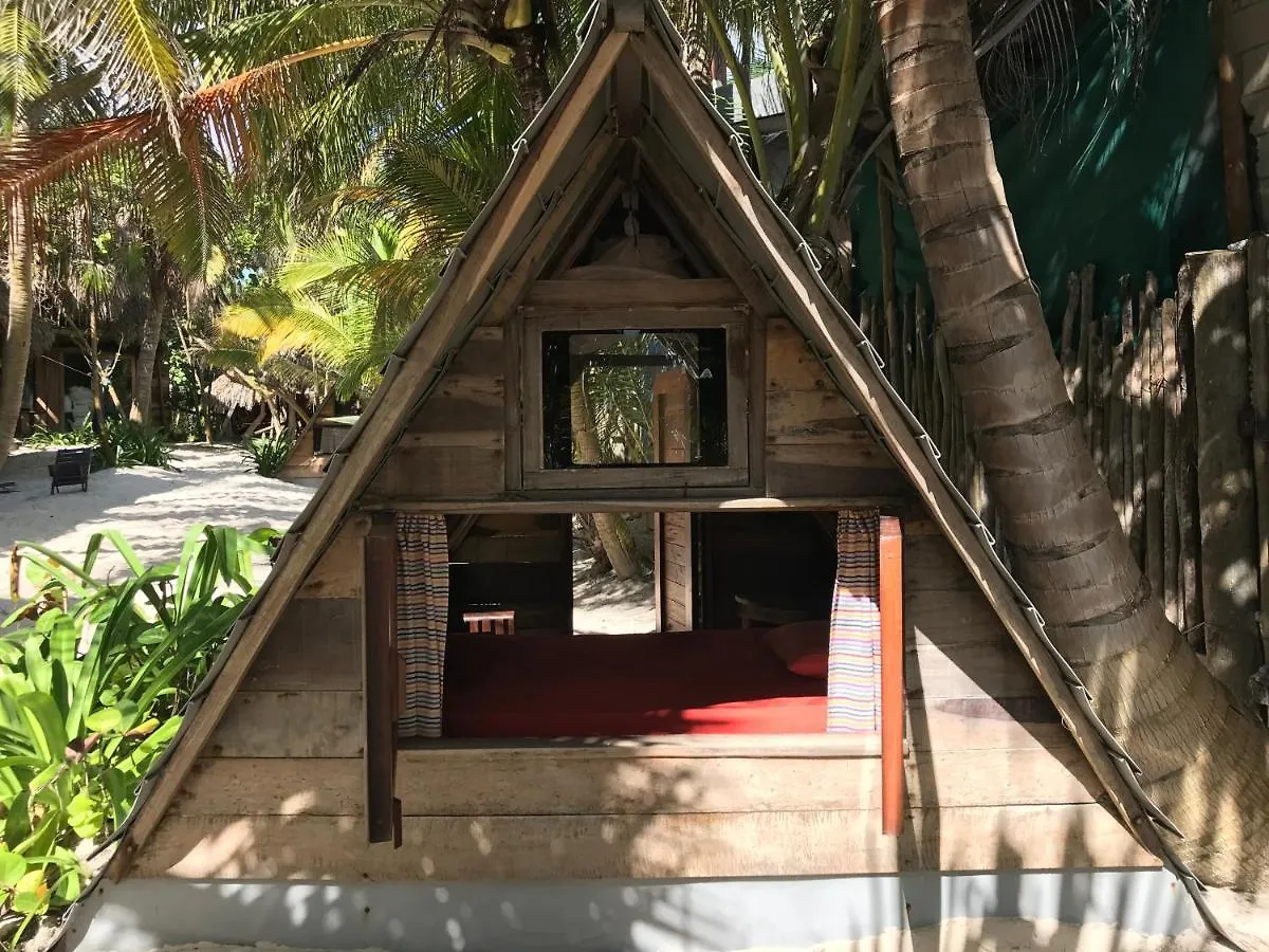 Parque de Campismo Chavez Eco Beach Camping And Cabanas Tulum México